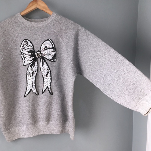 Hand Sewn Sequin & Pearl Bow Appliqué Sweatshirt - Picture 2 of 8